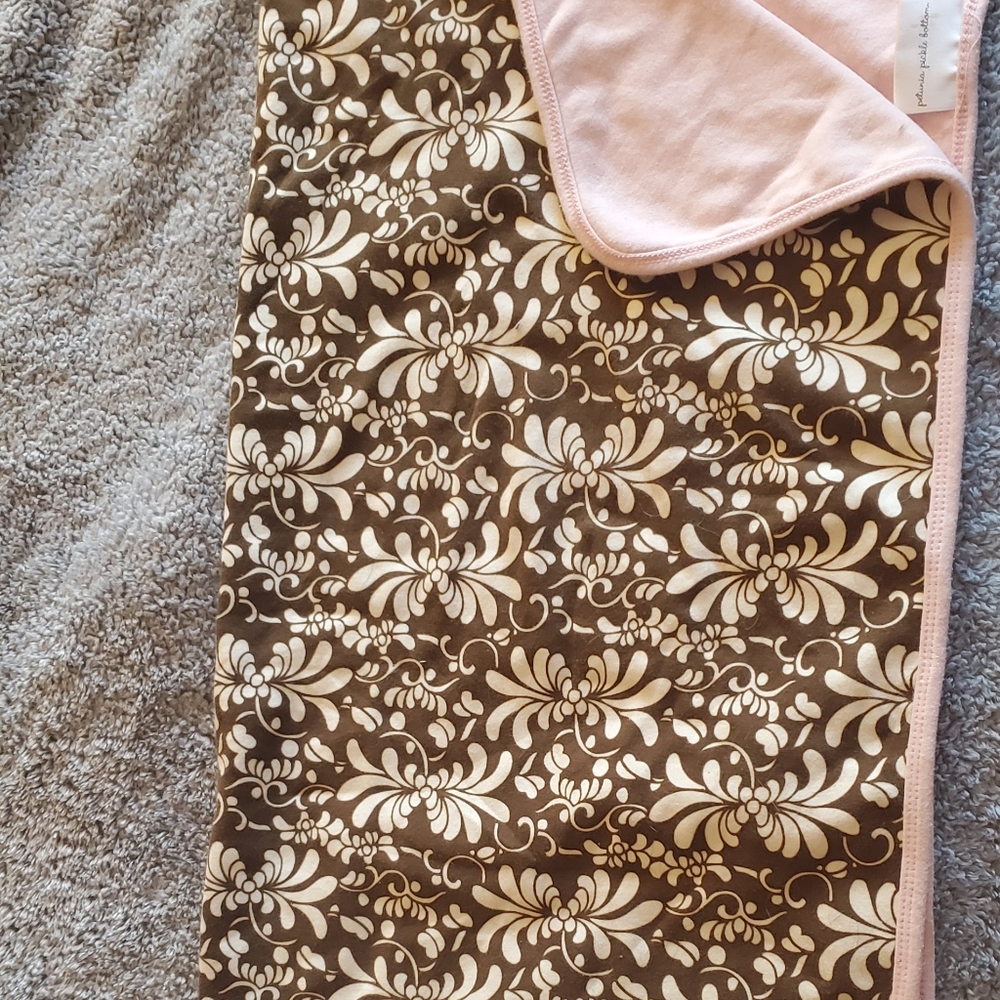 Pentunia pickle bottom Baby blanket